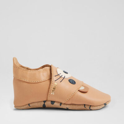 Ss Seal Caramel Leather Flat Shoes