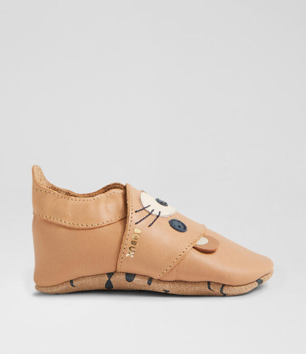 Ss Seal Caramel Leather Flat Shoes