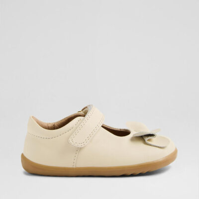 Su Bowyn Chalk Leather Flat Shoes