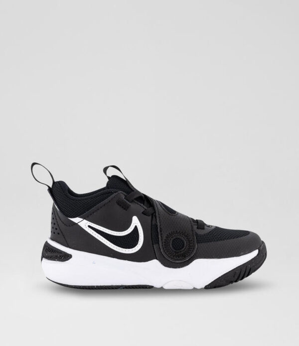 Team Hustle 11 Junior Black Sneakers